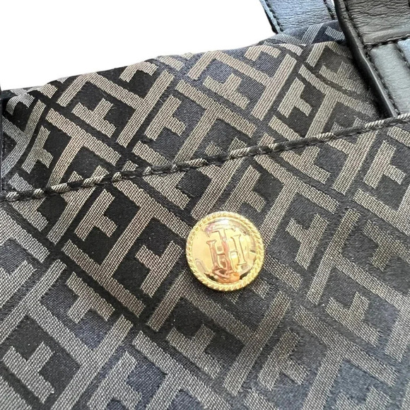 Tommy Hilfiger Black Signature Logo Canvas Shoulder Bag - Picture 3 of 7